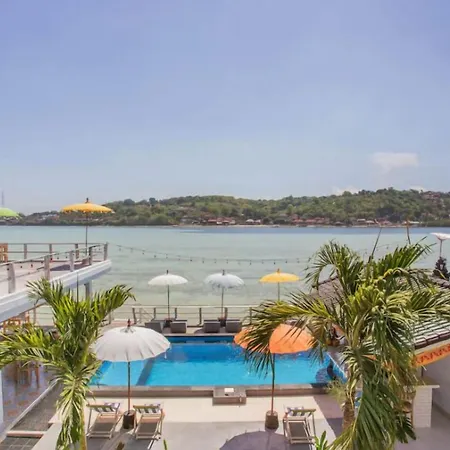 Rumah Marta Ceningan Island