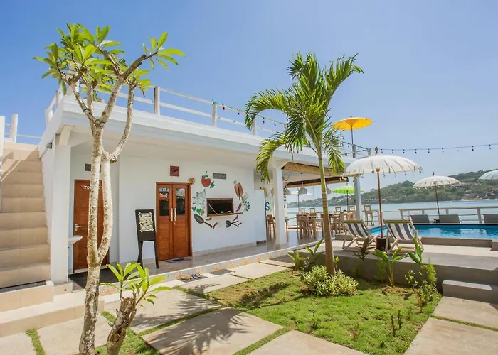 Rumah Marta Ceningan Island ゲストハウス レンボンガン島